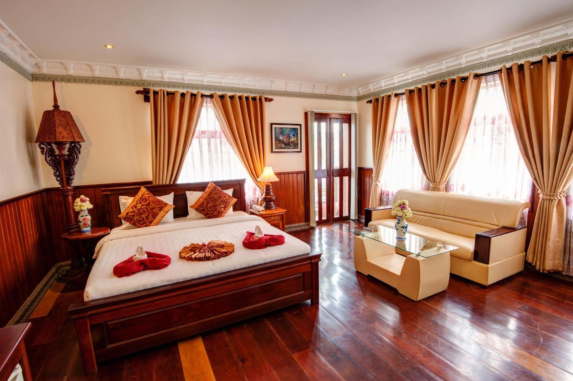 Khách sạn Okay Boutique